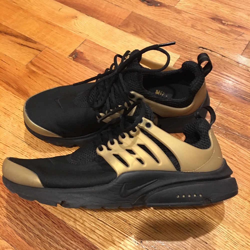 Nike Air Presto Black Metallic Gold